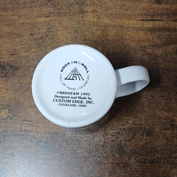 Vintage 1995 Rock & Roll Hall of Fame Inaugural Year Coffee Tea Mug - Picture 6 of 8